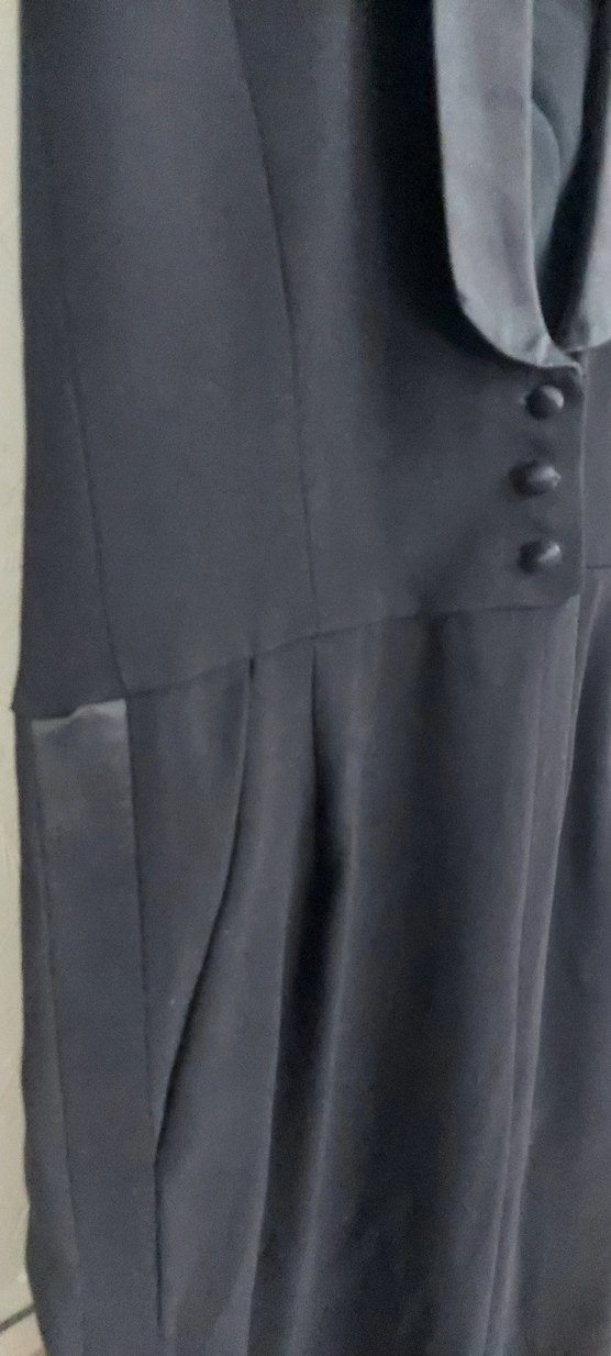 Düğmeli Siyah Uzun tulum - Görsel 2