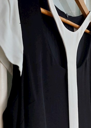 Siyah Beyaz V Yaka Midi Kalem Elbise - Görsel 5