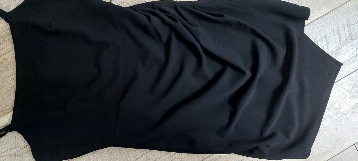 Siyah Drapeli kısa elbise - Görsel 4