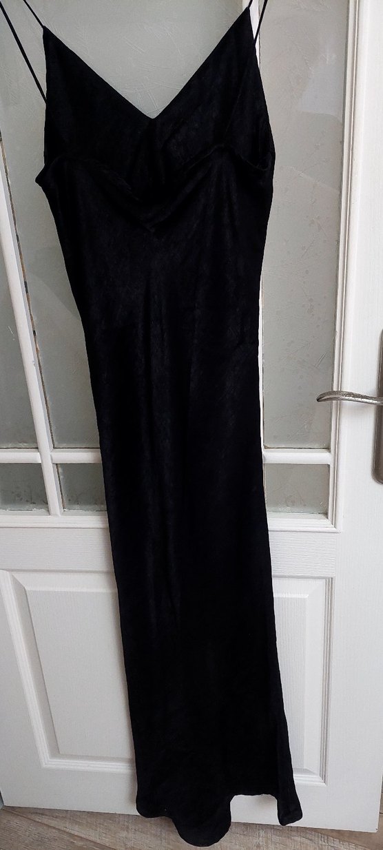 Kadın Siyah Uzun v yaka saten elbise - Görsel 5