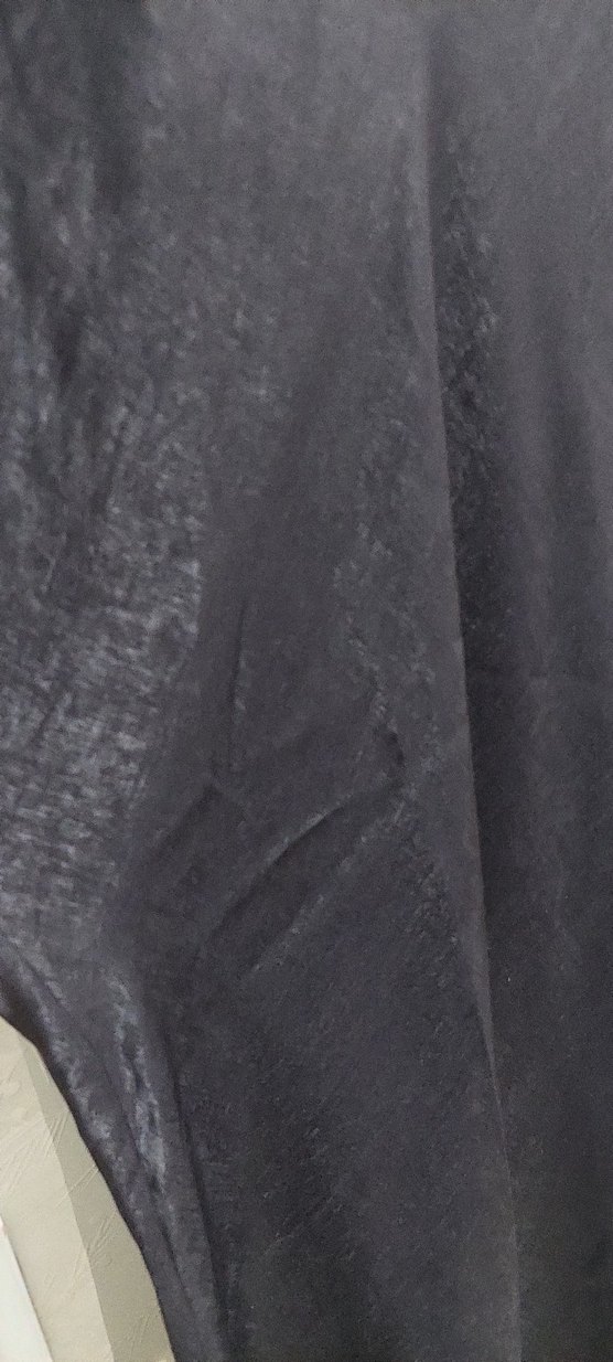 Kadın Siyah Uzun v yaka saten elbise - Görsel 3