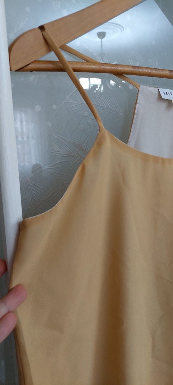 Bej Drapeli Askılı Kadın Bluz - Görsel 3