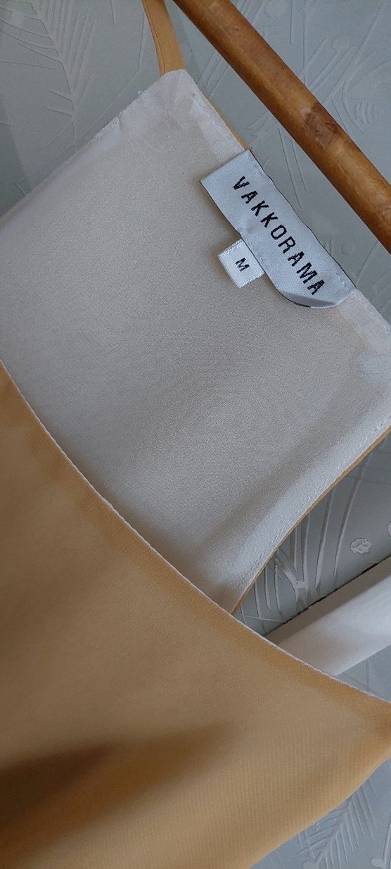 Bej Drapeli Askılı Kadın Bluz - Görsel 5