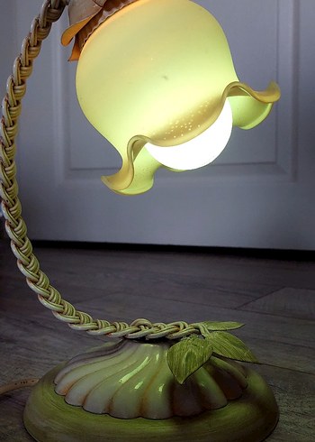 Bej Renkli Vintage Masa Lambası - Görsel 5