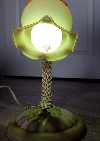 Bej Renkli Vintage Masa Lambası - Görsel 4