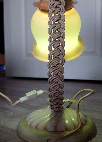 Bej Renkli Vintage Masa Lambası - Görsel 3