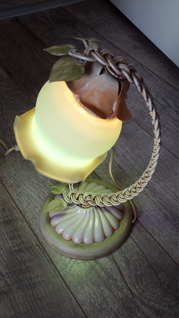 Bej Renkli Vintage Masa Lambası - Görsel 2