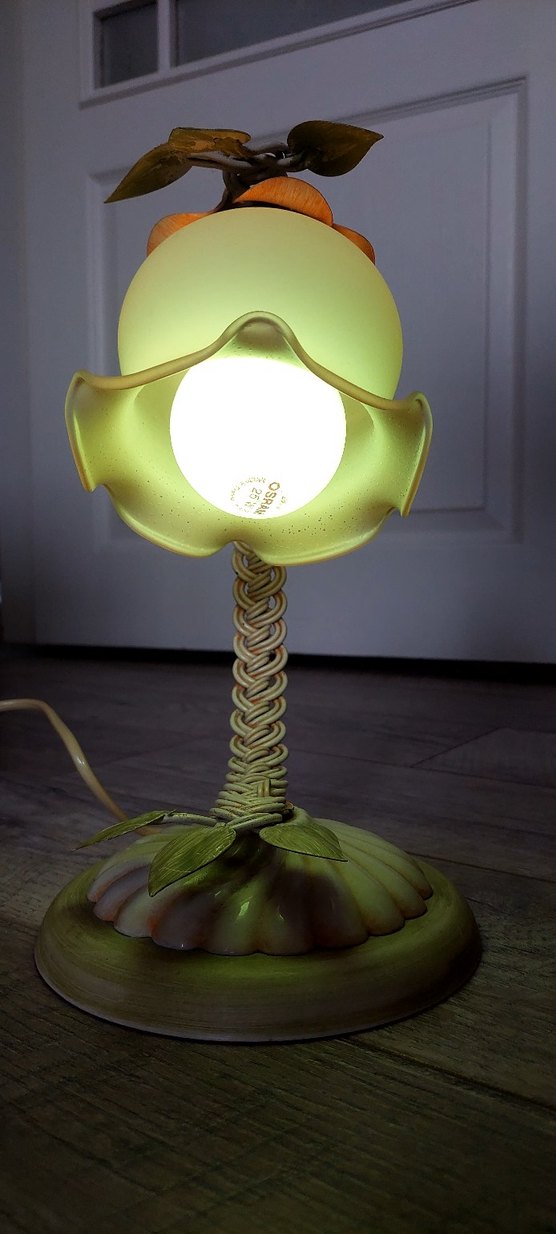 Bej Renkli Vintage Masa Lambası - Görsel 4