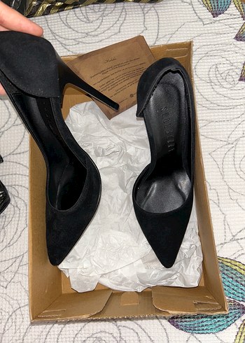 Siyah Süet Stiletto Topuklu Kadın Ayakkabı