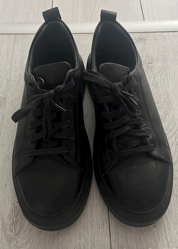 Hotiç Siyah Deri Sneaker