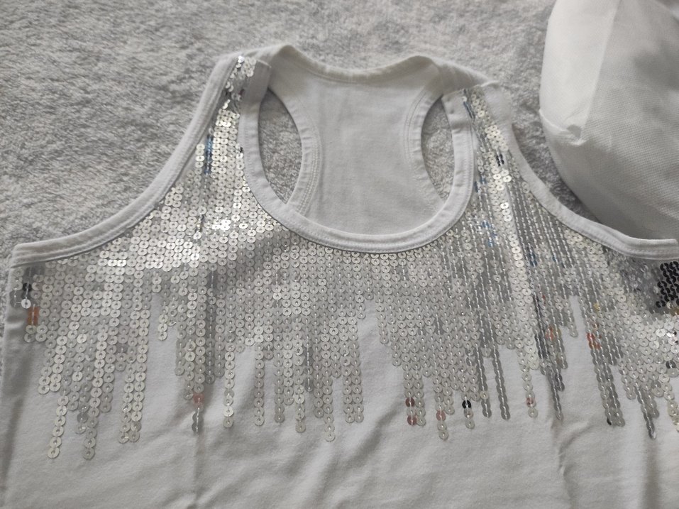 Kız Çocuk Beyaz Kısa Kollu İşlemeli Tişört - Görsel 3