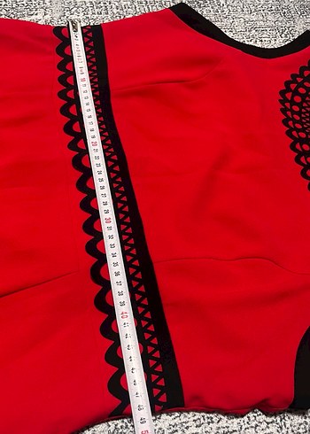 Nakışlı Kırmızı elbise - Görsel 4