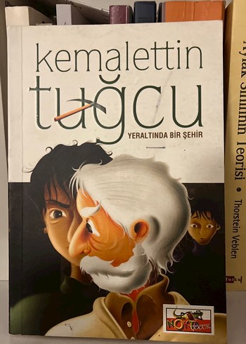 Kemalettin Tuğcu - Yeraltında Bir Şehir