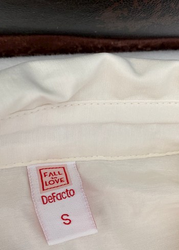 Defacto Düğmeli Beyaz Keten Gömlek