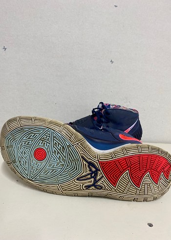 Nike Kyrie 6 Basketbol Ayakkabısı 48 numara - Görsel 2