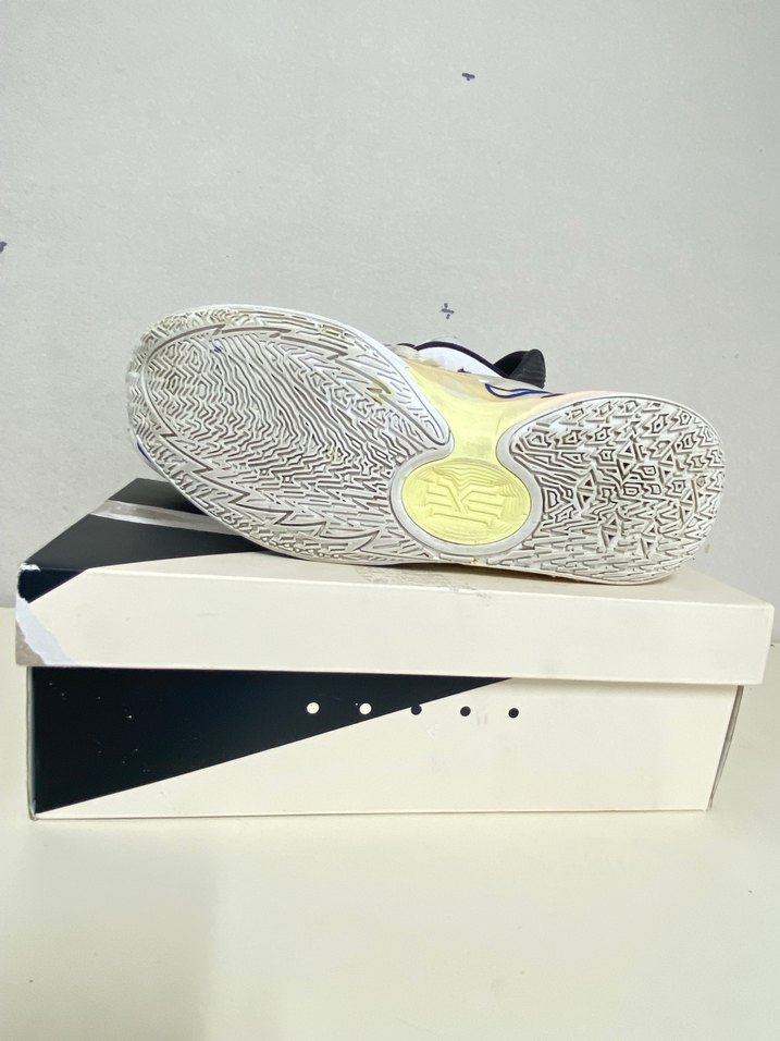 Nike Kyrie Low 5 Ep Basketbol Ayakkabısı - Görsel 5