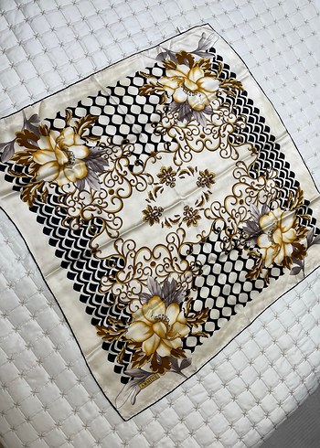Armine ipek başörtü - Görsel 5
