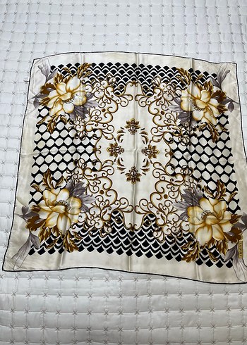 Armine ipek başörtü - Görsel 2