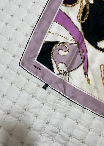 Aker ipek başörtü - Görsel 4