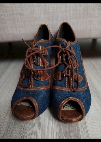37 Beden Kahverengi Kadın Denim Dolgu Topuk Ayakkabı