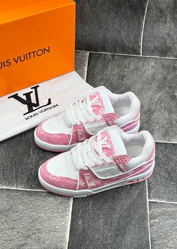 38 Beden Louis Vuitton pembe spor ayakkabı