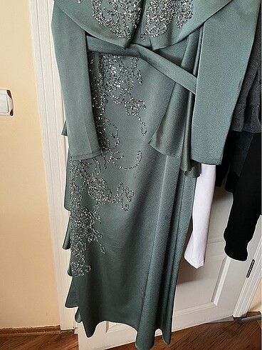 Tesettür abiye şalı ile - Görsel 5