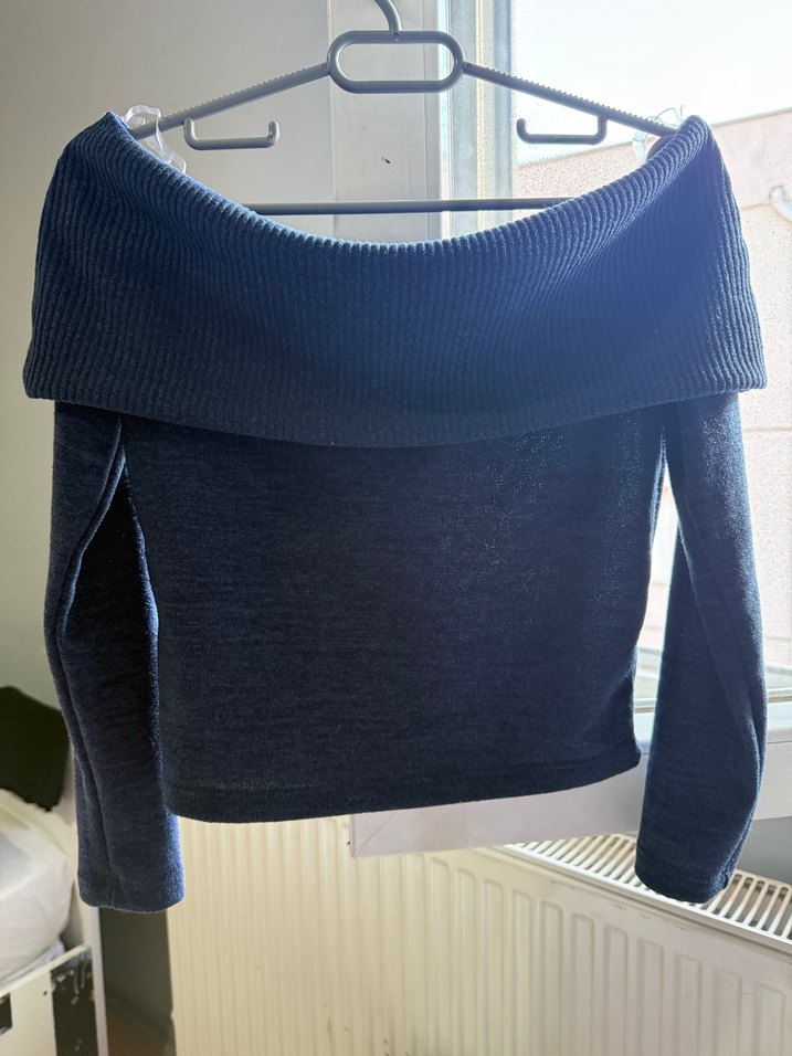 Kadın Mavi Triko Uzun Kollu Kayık Yaka Kazak - Görsel 2