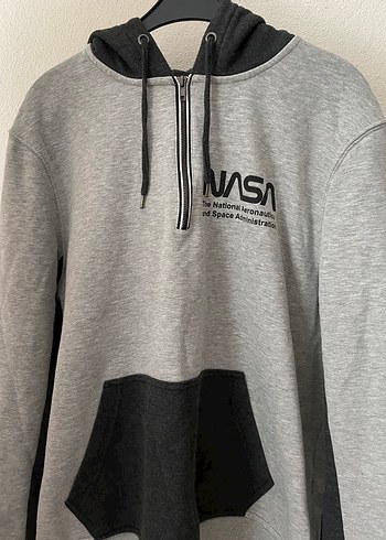 Gri Kapüşonlu NASA Baskılı Sweatshirt