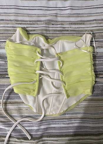 Sarı Pilili Straplez Mini Büstiyer - Görsel 2