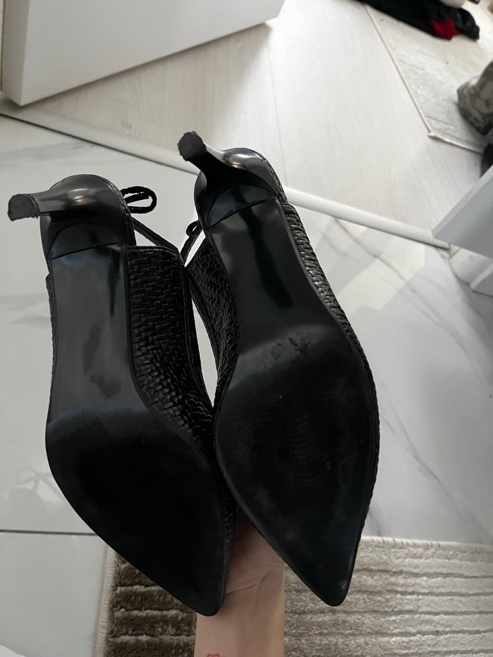 Siyah Yılan Desenli Topuklu Kadın Ayakkabı - Görsel 4