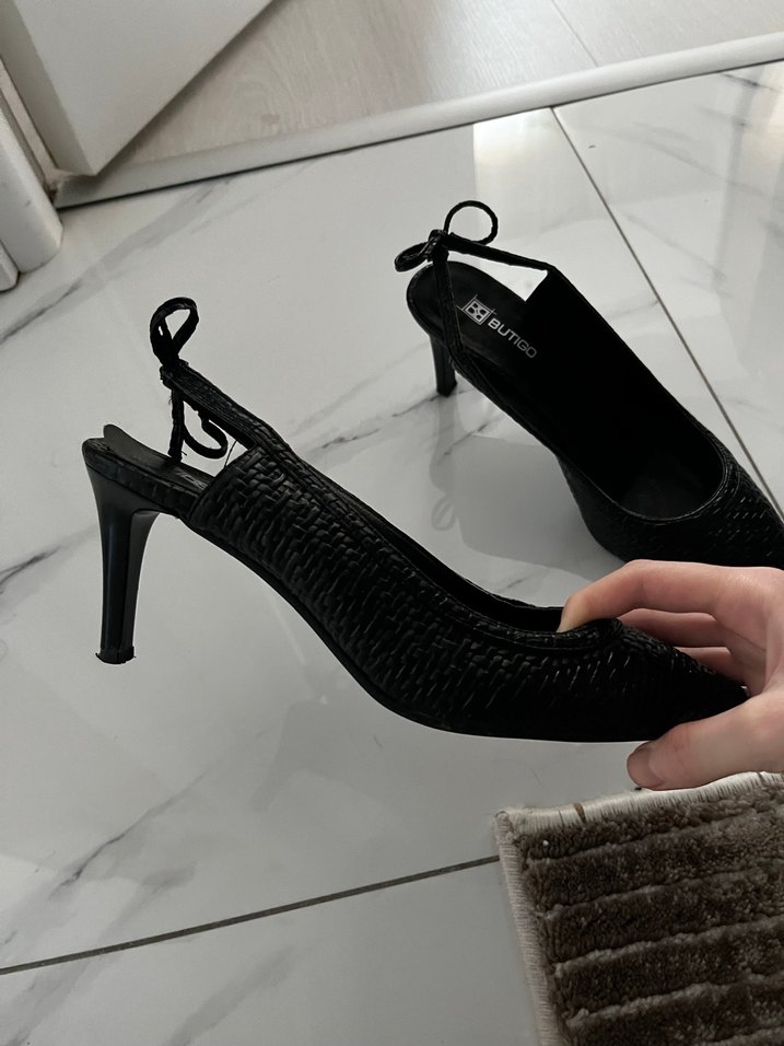 Siyah Yılan Desenli Topuklu Kadın Ayakkabı - Görsel 2