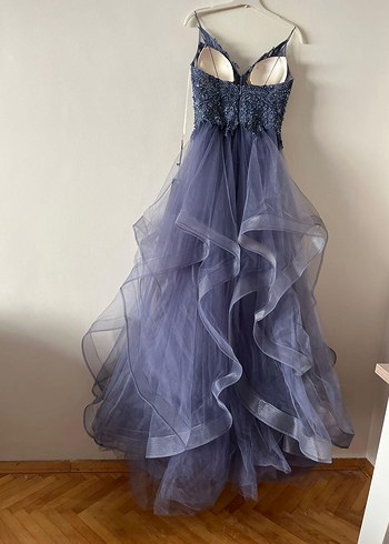 Uzun Askılı Mor Dantelli Fırfırlı Abiye Elbise - Görsel 3