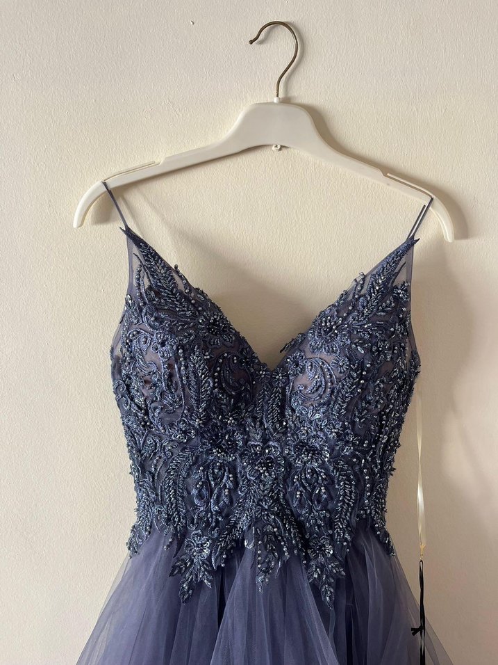 Uzun Askılı Mor Dantelli Fırfırlı Abiye Elbise - Görsel 4