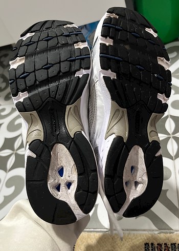 Beyaz Gri Kadın Spor Ayakkabı new balance - Görsel 4