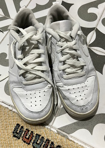 Beyaz Bağcıklı Kadın Spor Ayakkabısı - Görsel 3