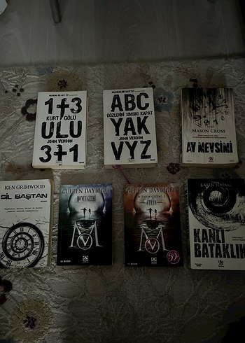 Çeşitli Romanlar tane 200 topluda indirim