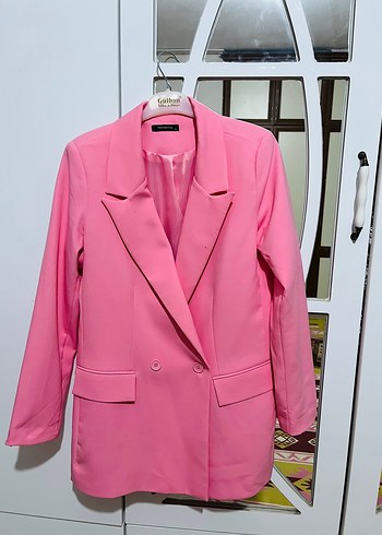 Pembe Düğmeli Kadın Midi Blazer Ceket