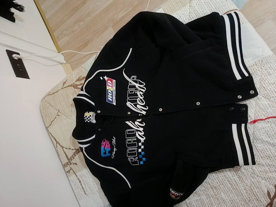 Siyah Baskılı Kadın Bomber Ceket - Görsel 5