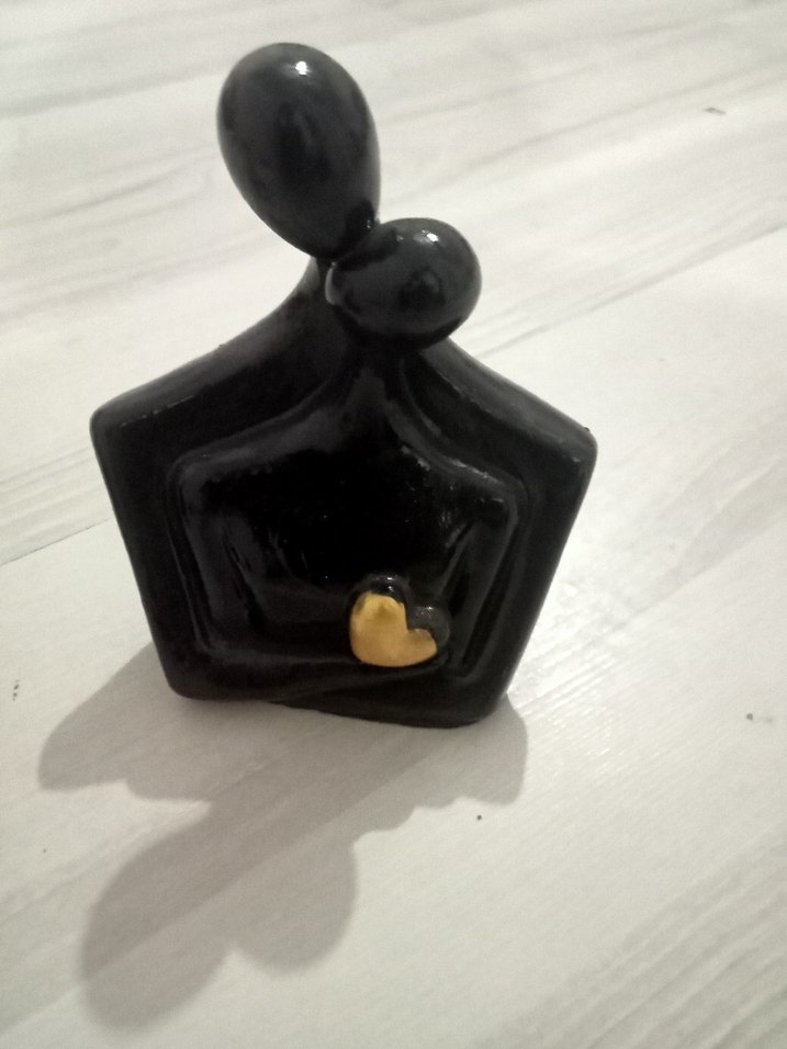 Siyah ve Altın Renkli Dekoratif Figürinler - Görsel 2