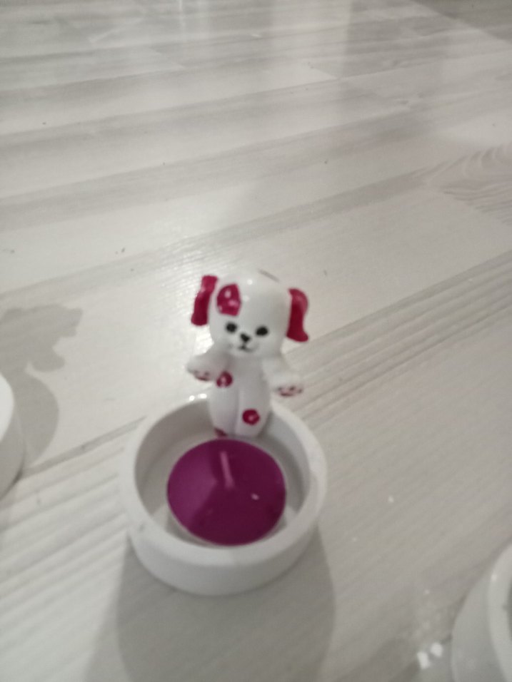 Beyaz Renkli Köpek Figürlü Mumluk - Görsel 3