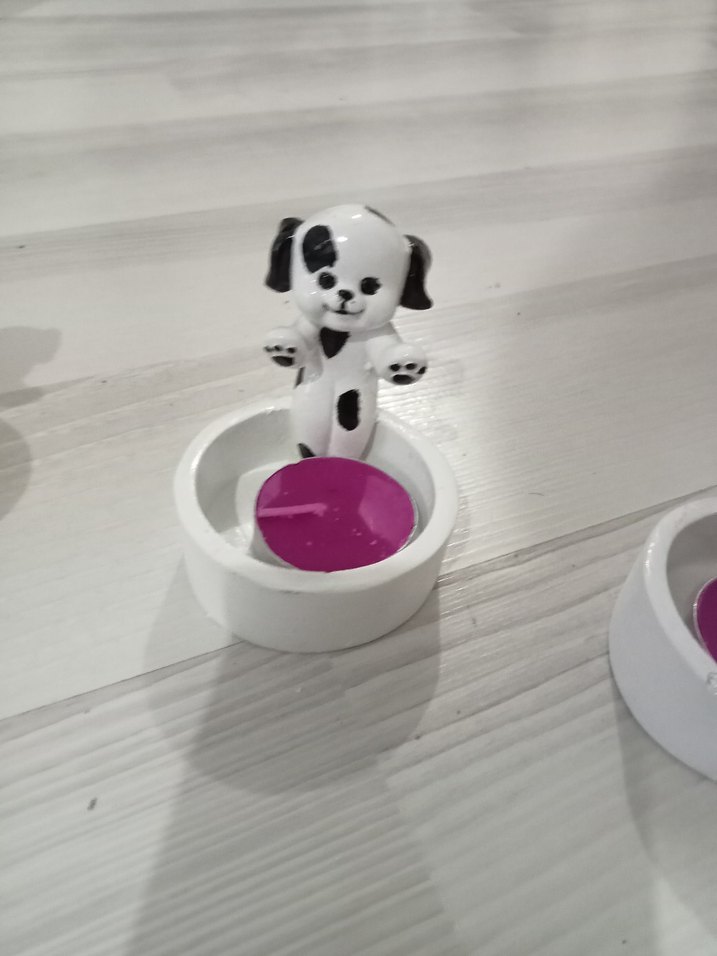 Beyaz Renkli Köpek Figürlü Mumluk - Görsel 4