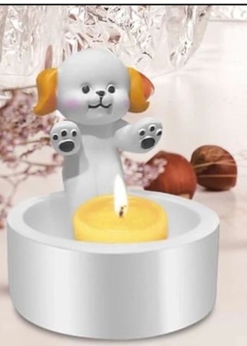 Diğer Beyaz Kedi Figürlü Mumluk