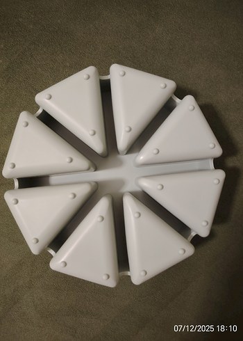 Oioi Dilimli Kek Kalıbı River Green Sıfır Üründür. - Görsel 3