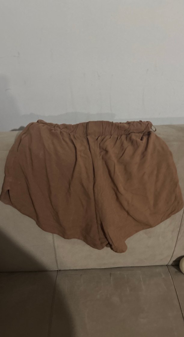 Kahverengi Bol Kesim Keten Şort - Görsel 2