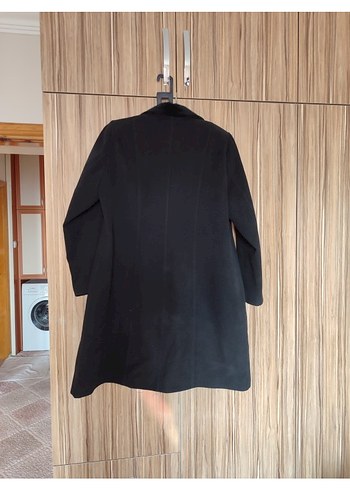 Düğmeli Siyah Uzun Kadın Kaban - Görsel 3