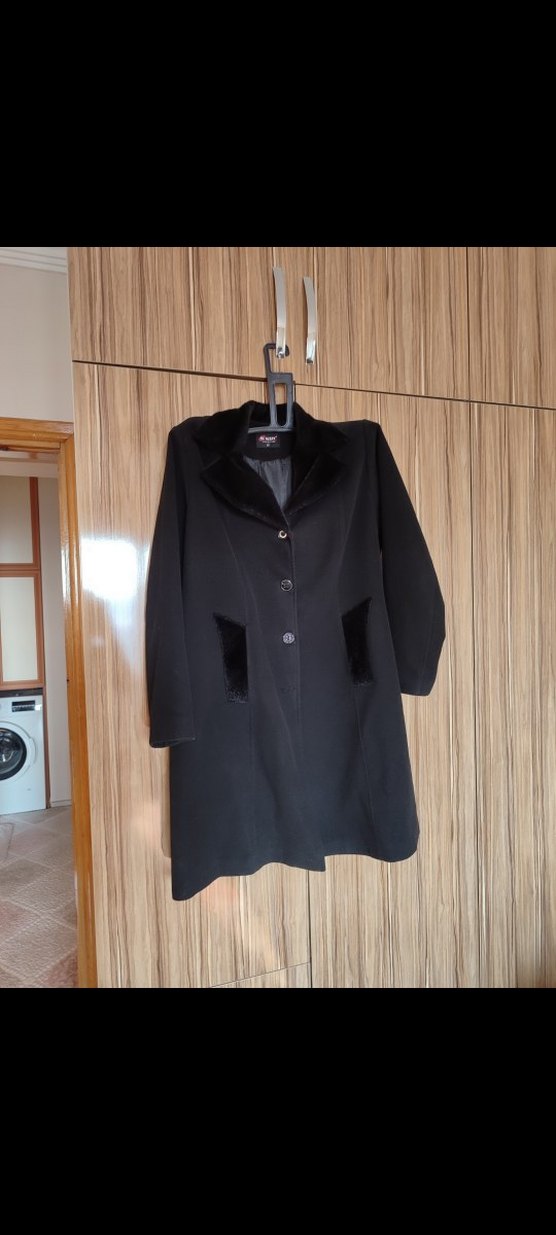 Düğmeli Siyah Uzun Kadın Kaban - Görsel 2