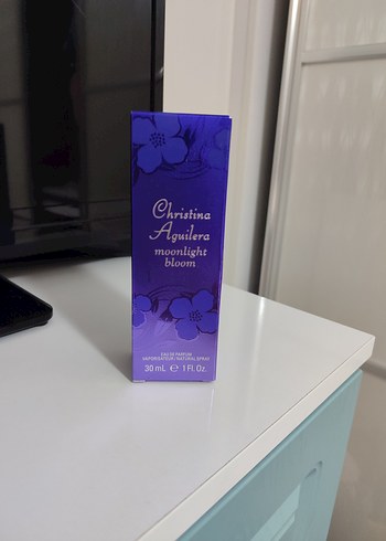 Christina Aguilera Moonlight Bloom Kadın Parfümü 30 ml - Görsel 2