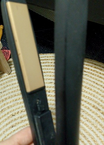 Bej Renkli Saç Düzleştirici - Görsel 4