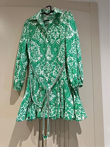 Zara Zara yeşil gömlek elbise