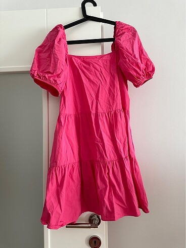 Hm pembe elbise